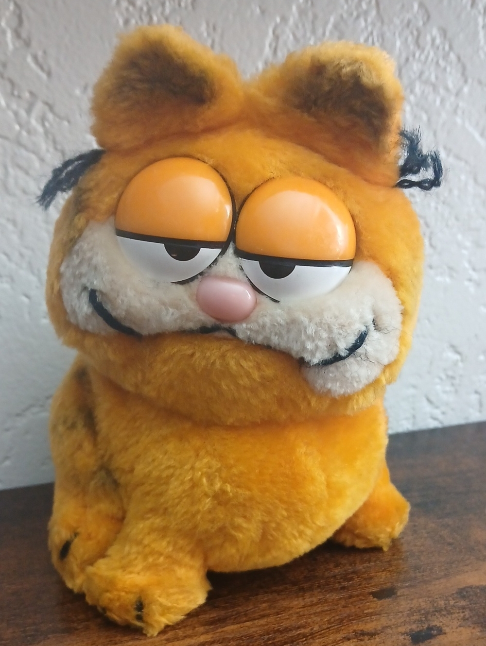 Vintage Dakin 1981 Garfield 6" Plush